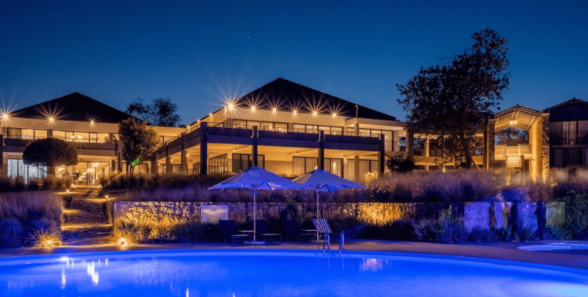 mantis akagera game lodge