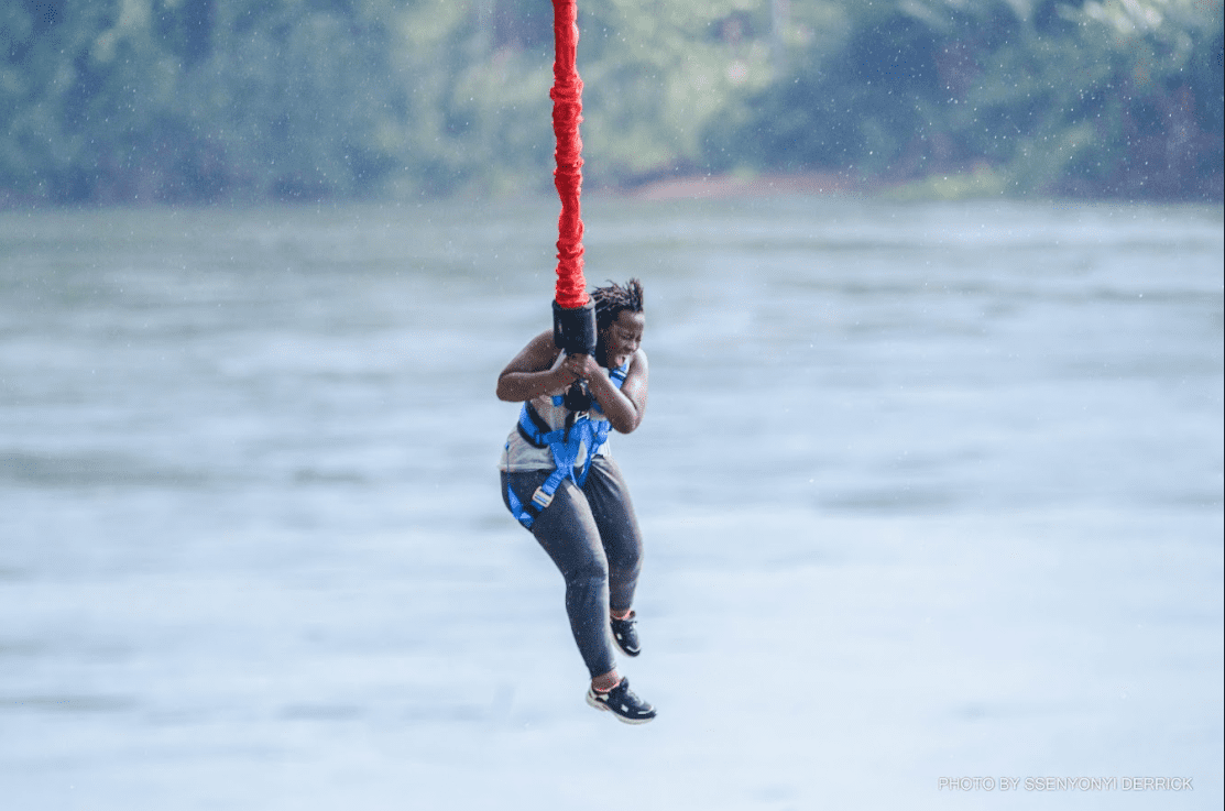 experiencing jinja nile bungee jumping