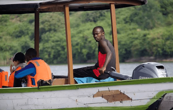 Safari boat operating Burundi River Cruises in Rusizi National Park