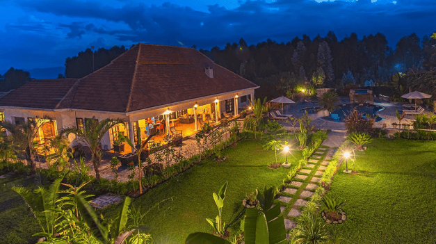 Backpacker Lodges Volcanoes