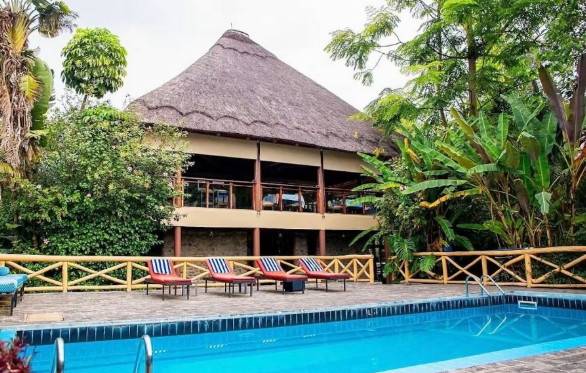 Book Volcanoes Lodges Rwanda